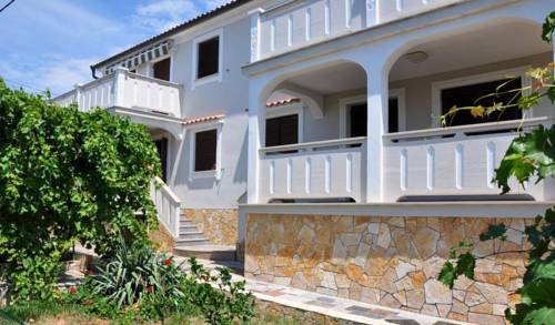 Novalja Kroatien Apartment Aktionscode Booking.com